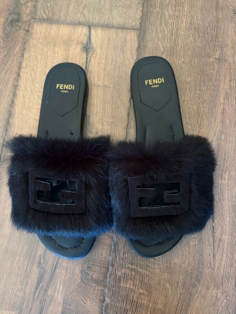 Fendi Black Fur Slide Sandals size 38/ US 8